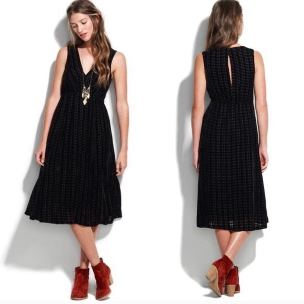 Madewell Broadway &‎ Broome Velvet Midi Dress Black Textured Size 0 Witchy Goth